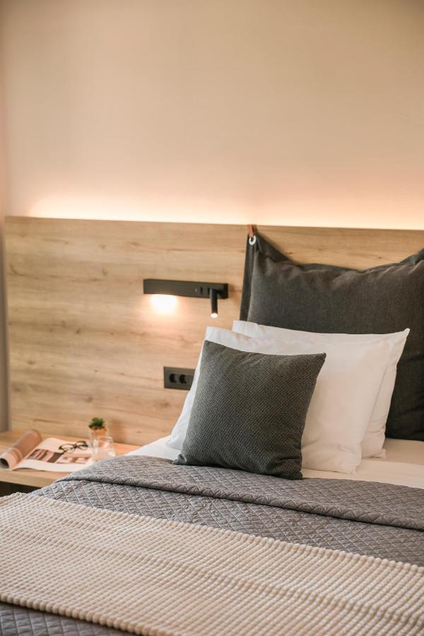 Skala Hotel ภายนอก รูปภาพ